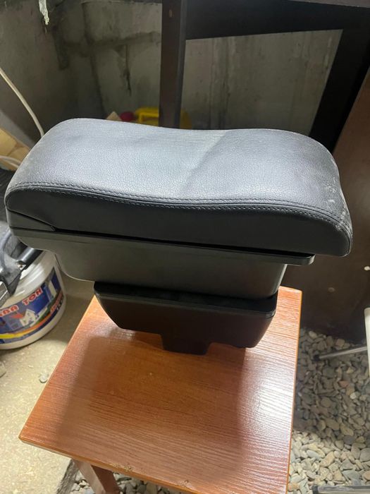 Продам подлакотник