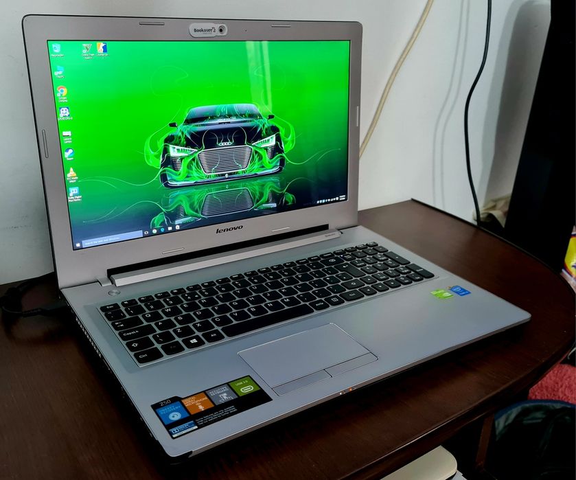 Laptop gaming Lenovo cu procesor i5 Haswell /Placa video 4Gb /8 GbRam