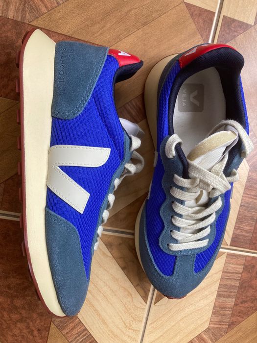 VEJA актуални обувки