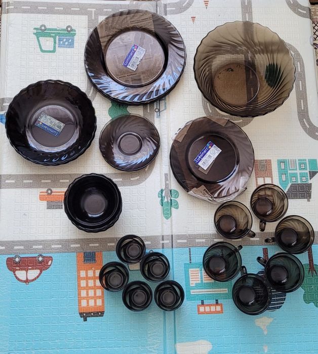 Продам набор посуды 10000т