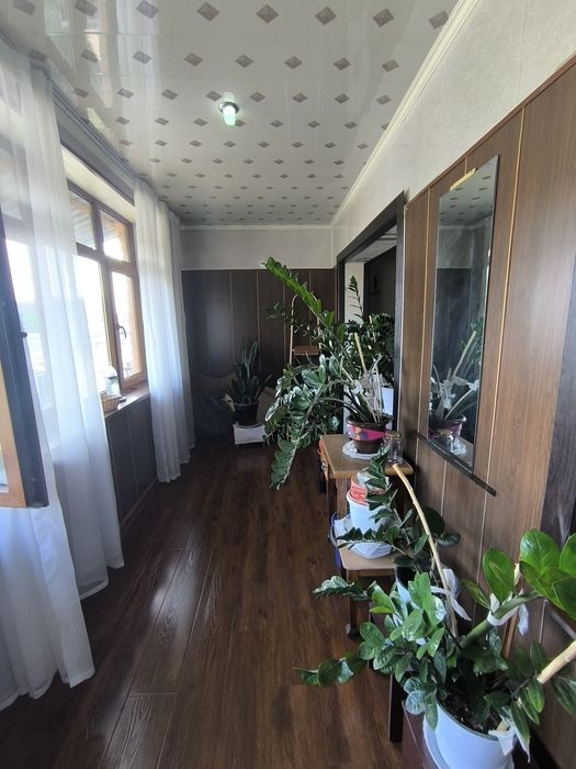 3 х ком Спутник 16.  3/5 балкон 2 на 6 акфа рамы площадь 78 м2. Ремонт