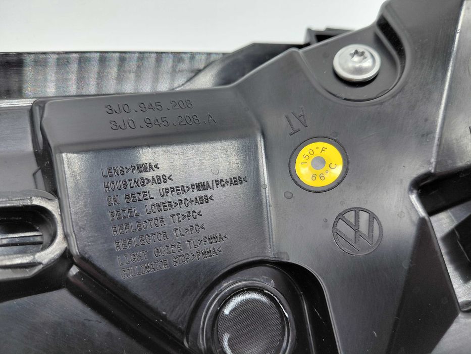 3J0945208 Нов Десен Стоп IQ Light VW Passat B9