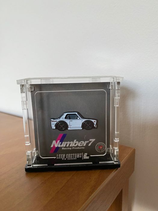 Leen Customs Pin Nissan
