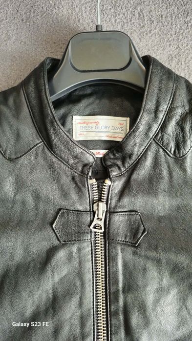 Мъжко кожено яке (М) 80€