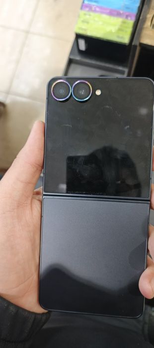 Samsung Z flip 7 512/16