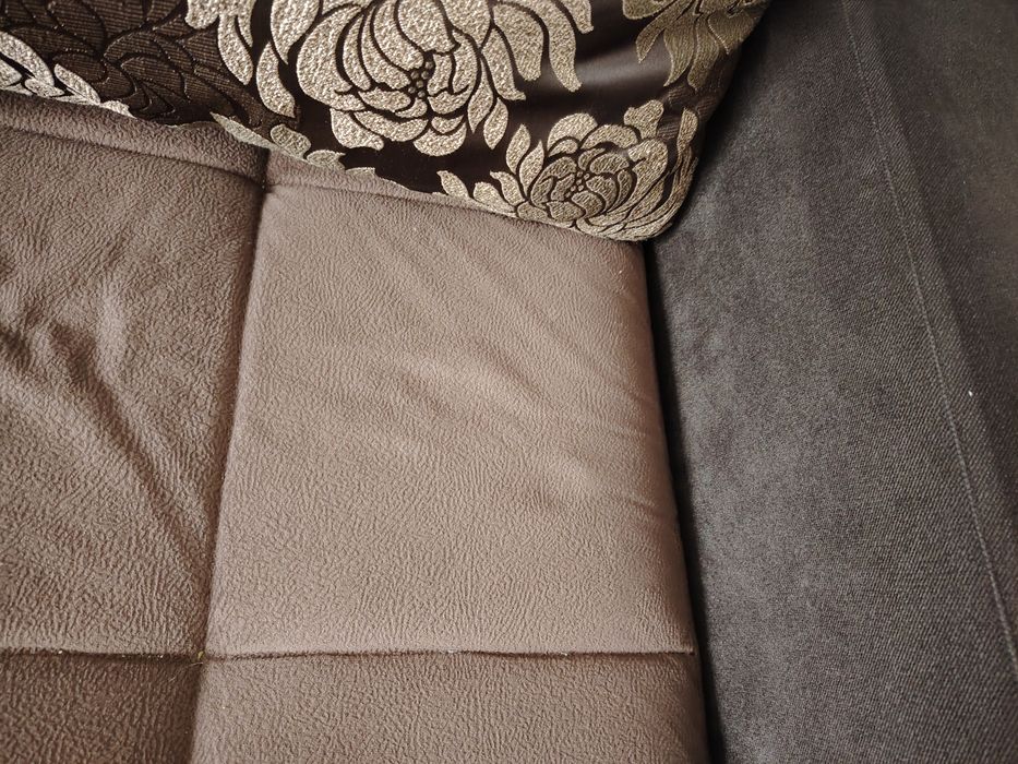 Продам диван (комплект)