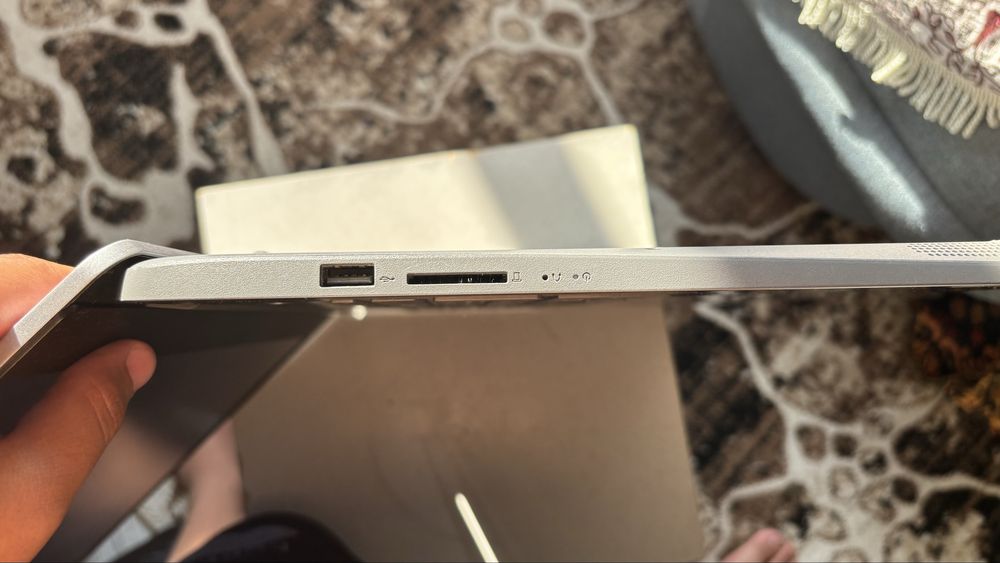 Lenovo IdeaPad 3 i3 8GB SSD 256
