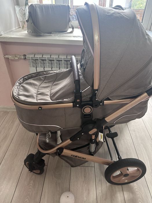 Продается коляска б/у