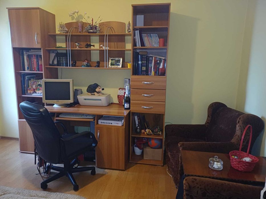 Proprietar apartament 2 camere decomandat