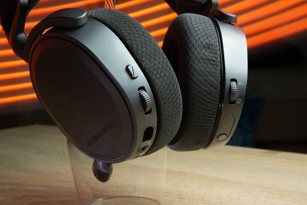 Casti gaming Steelseries arctis 7