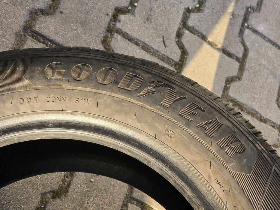 205 65 16 c good year