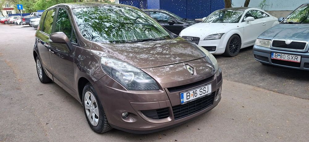 Renault Scenic Auto achizitionat din Romania de nou, al 2lea proprietar