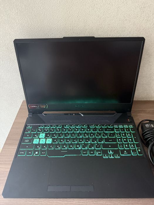 Продам ноутбук игровой ASUS