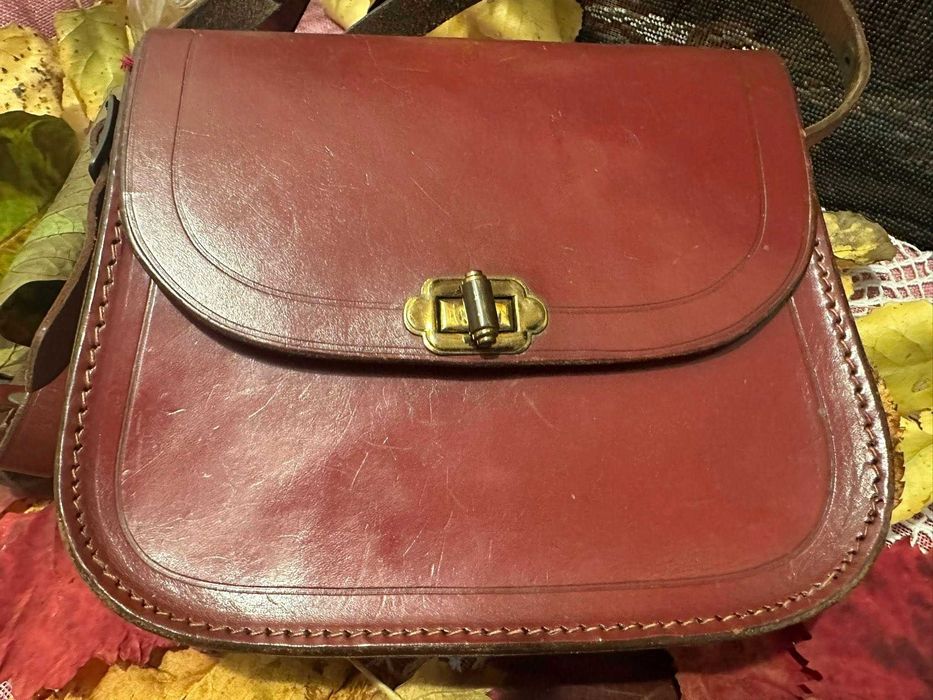 Дамска кожена чанта
