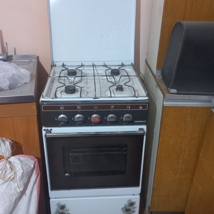Продаётся газовая плита