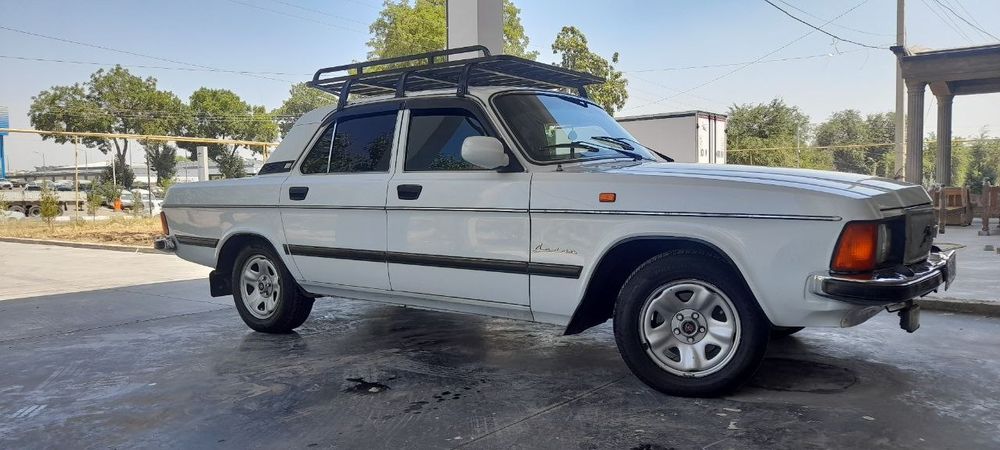 Волга газ 3102 сотилади