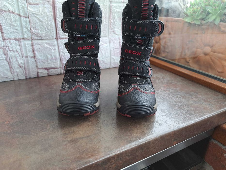 детски ботуши,зимни обувки,боти,апрески,Geox номер26 за момче,геокс
