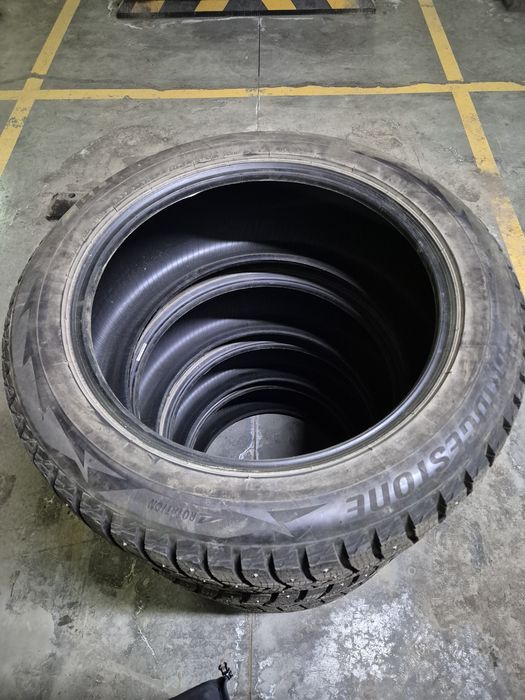 265/50/R20 SUV Bridgestone ЗИМА шипы