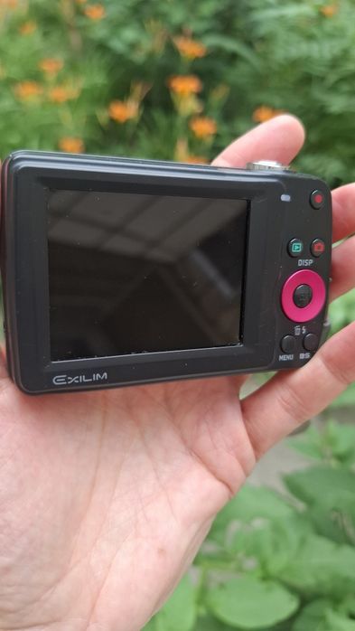 Casio Exilim EX-Z33 компактен дигитален фотоапарат