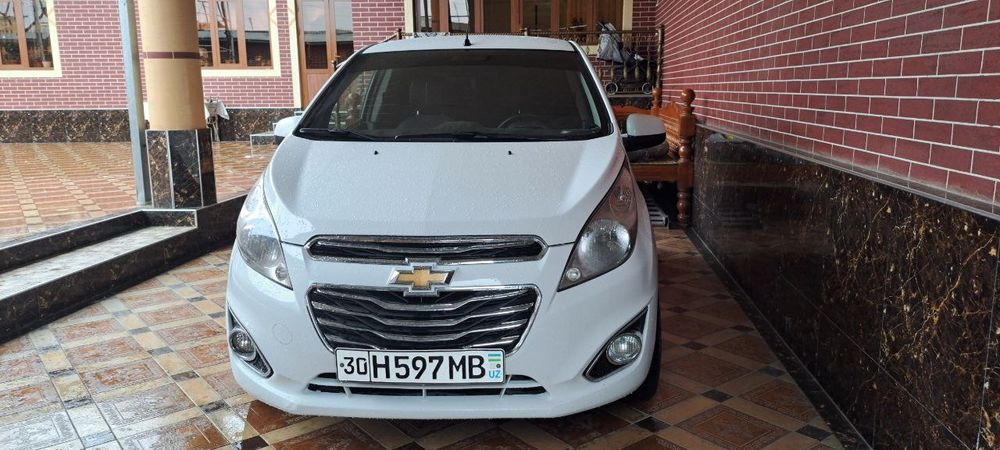 Машина Спарк сотилади