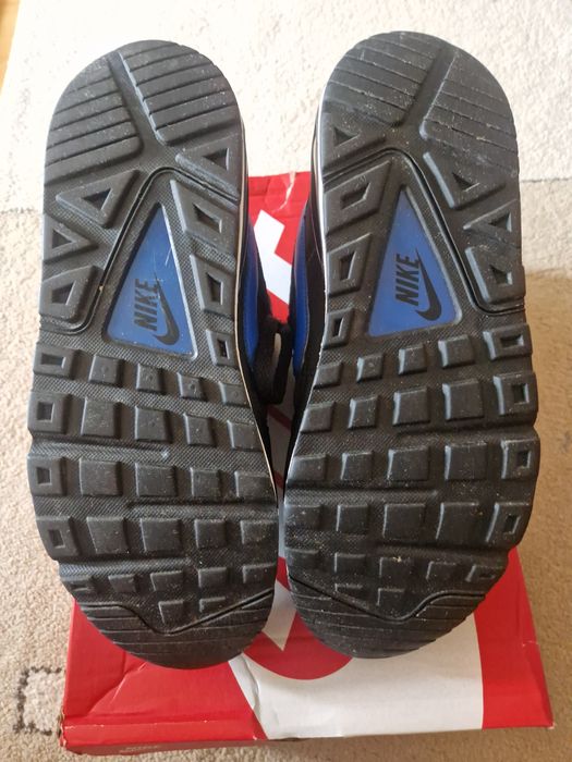 Nike Air Max Command