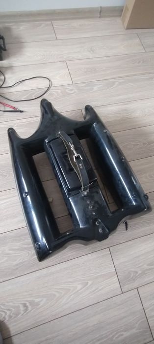 Корпус за лодка за захранка -катамаран