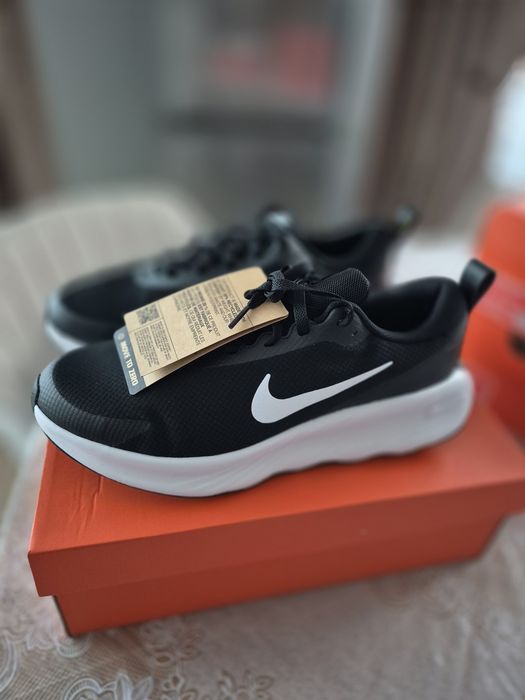 Маратонки Nike ,Nike