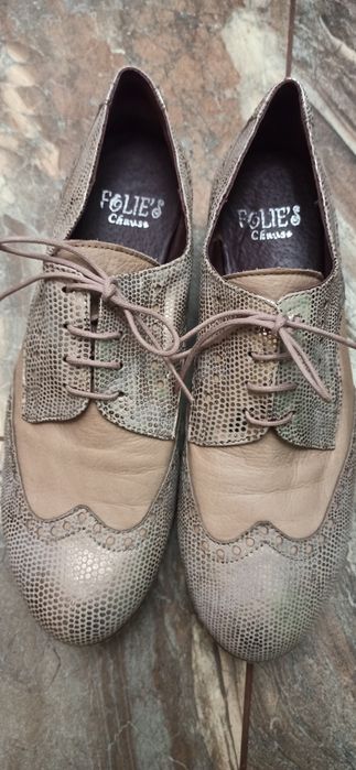 Дамски обувки златисти