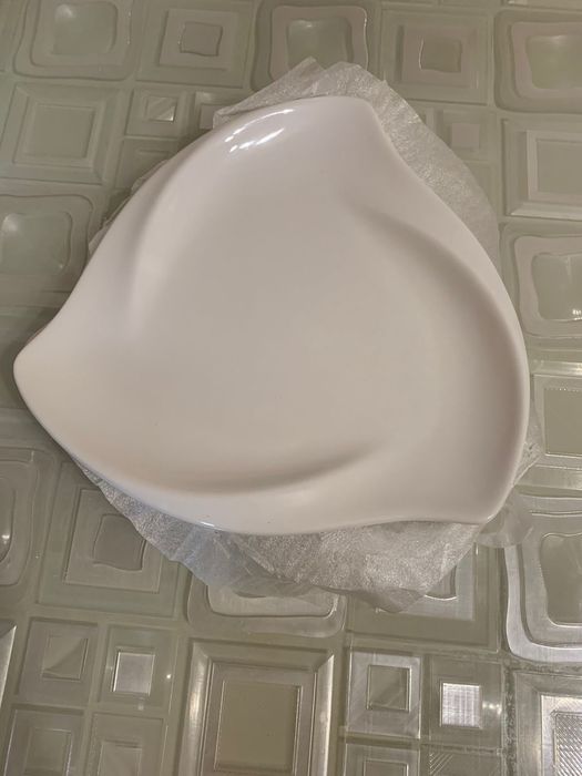 Недорого новые современные тарелки 2 - х видов для  2 - го.