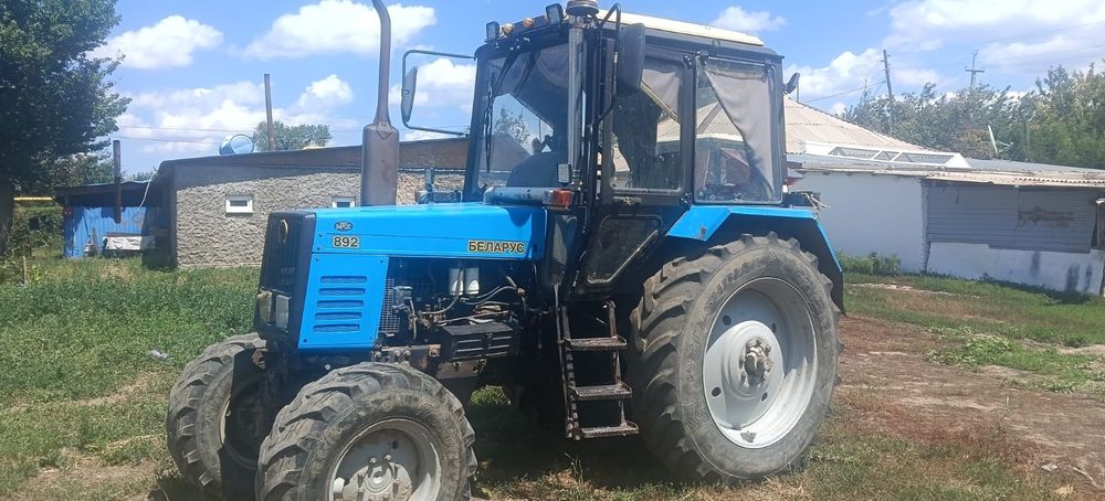 Продам трактор МТЗ  892