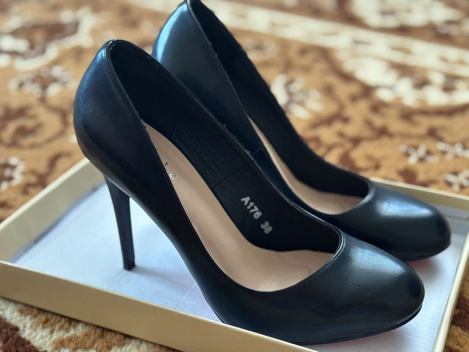 Отдам туфли бесплатно