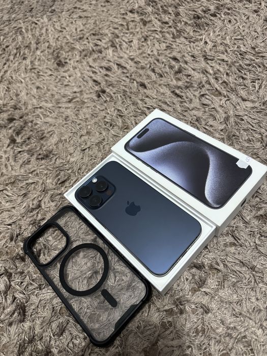 Vand iPhone 15 Pro - 256 GB - Excelent