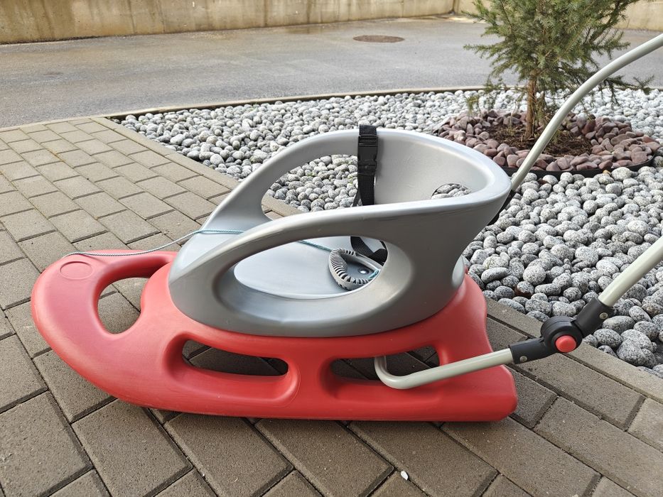 Шейна с дръжка за бутане