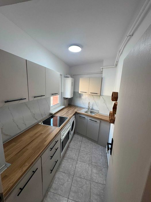 Proprietar, inchiriez garsoniera renovata strada Zorilor