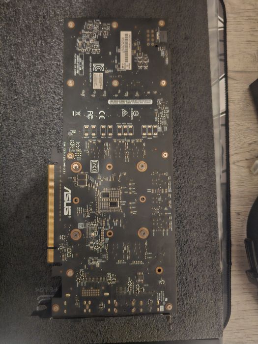 Видеокарта 1070 8гб asus