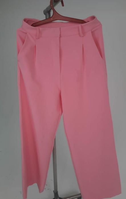 Женский костюм брючный