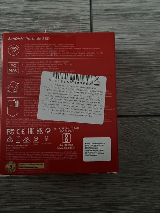 HDD,SSD,Stick  de la 8Gb pana la 64GB toate noi