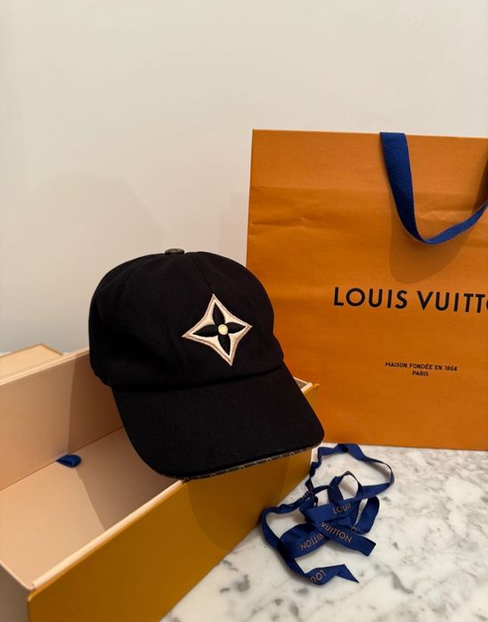 Sapca originala Louis Vuitton LV Day Cap noua full box cu factura