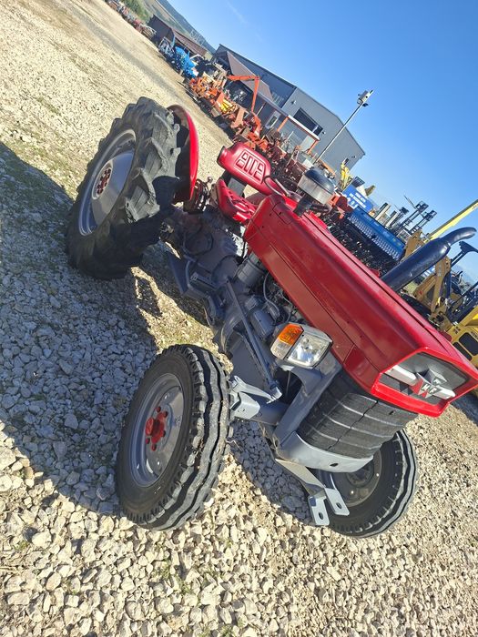 Tractor massey ferguson 135