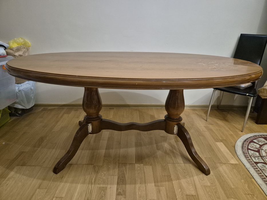 Стол деревянный продам