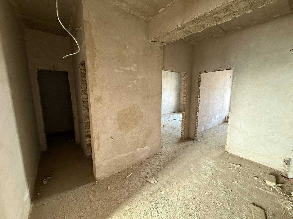 Арзон нархда 3 хонали коробка квартира сотилади Шарк кольцо