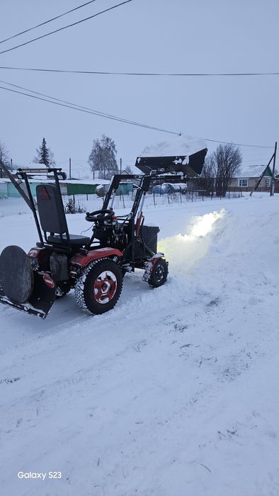 Продам мини трактор с куном все вопросы по телефону
