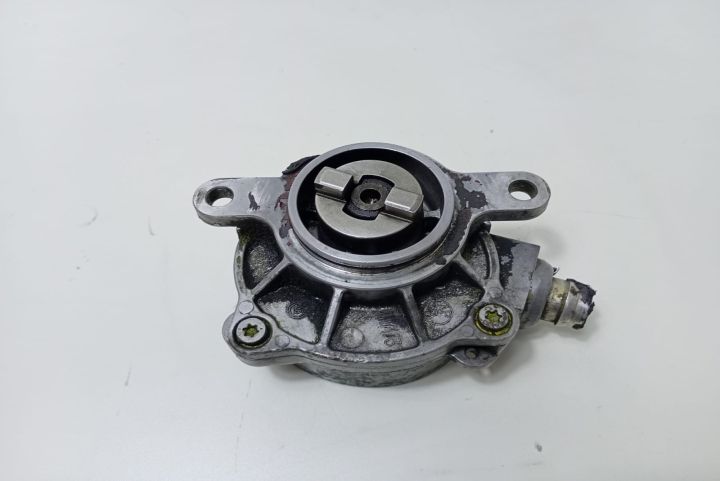 Pompa vacuum 8200797164 Renault Trafic a 2-a generatie seria