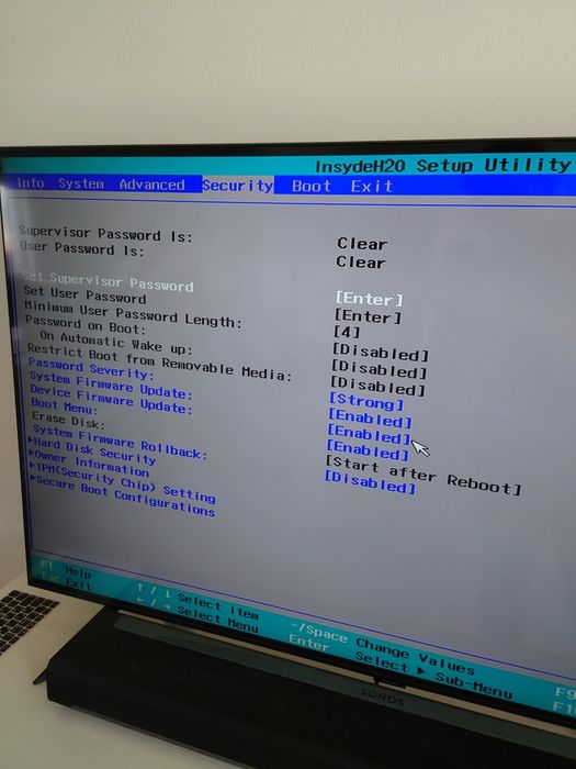 Placă de bază Fujitsu lifebook U7410 funcțională (partea de jos) cu procesor i5 gen 10