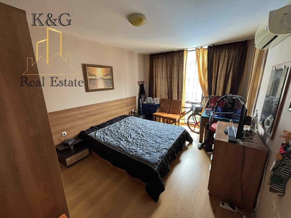 Двустаен с басейн в гр. Несебър