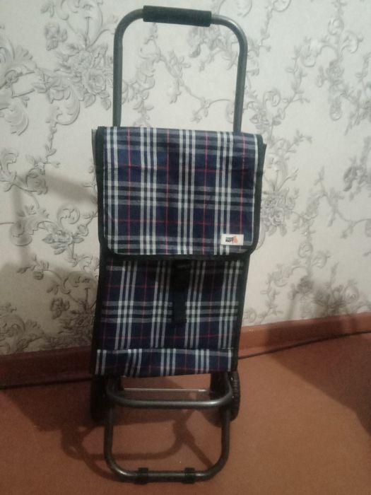 Продаются тележки новые. Стоимость одной тележки  300.000 сум