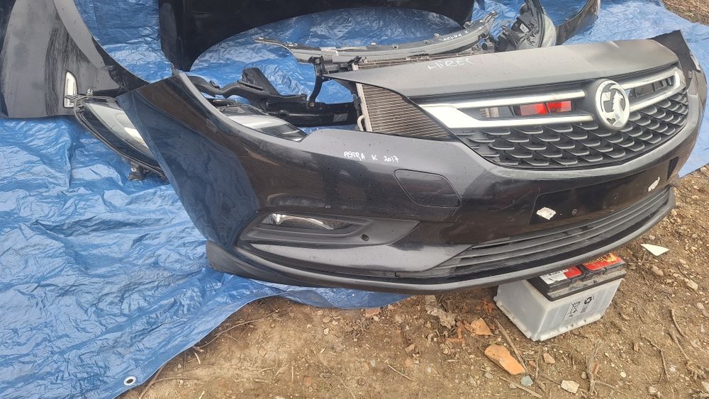 Bara fata capota faruri Opel Astra k tragar far triple aripi