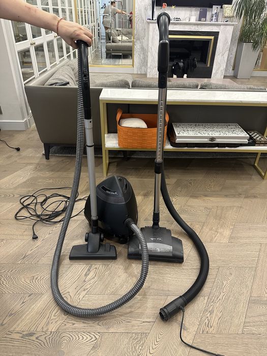 Пылесос aqua viva