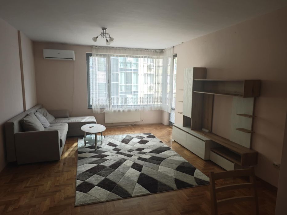 Дава се под наем Двустаен апартамент в София, Манастирски ливади - 69 кв.м за 550 € - Снимка #1