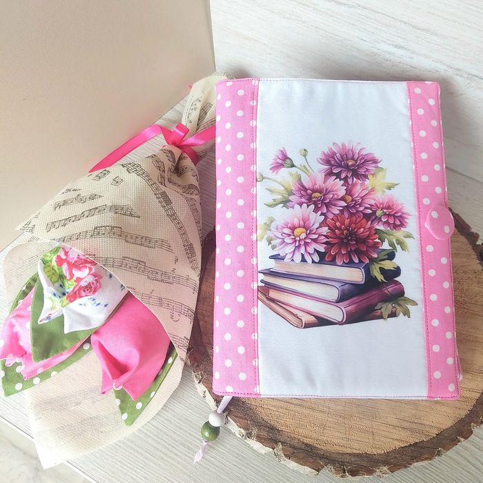 Текстилно облекло за госпожите с лалета